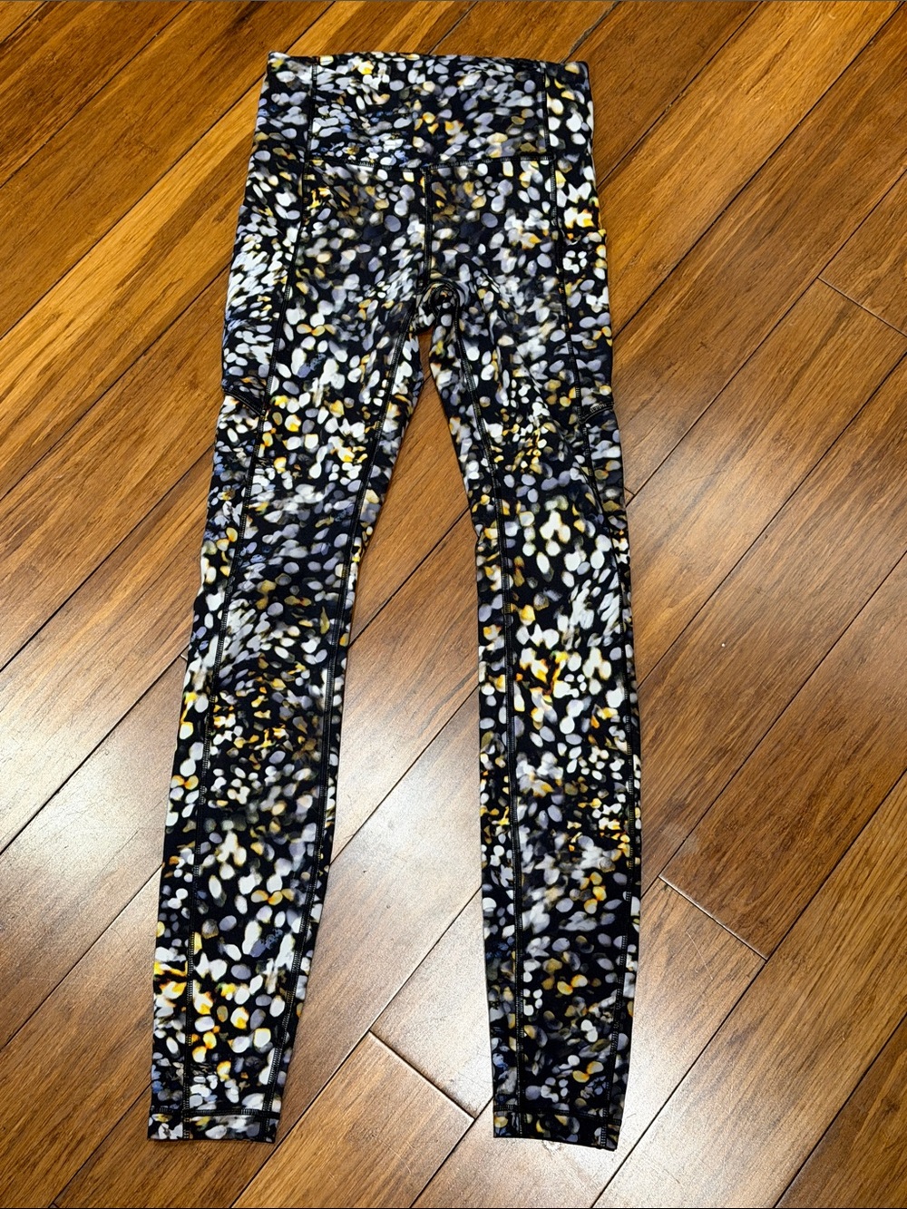 lululemon athletica Black, White & Yellow Abstract Print full Leggings